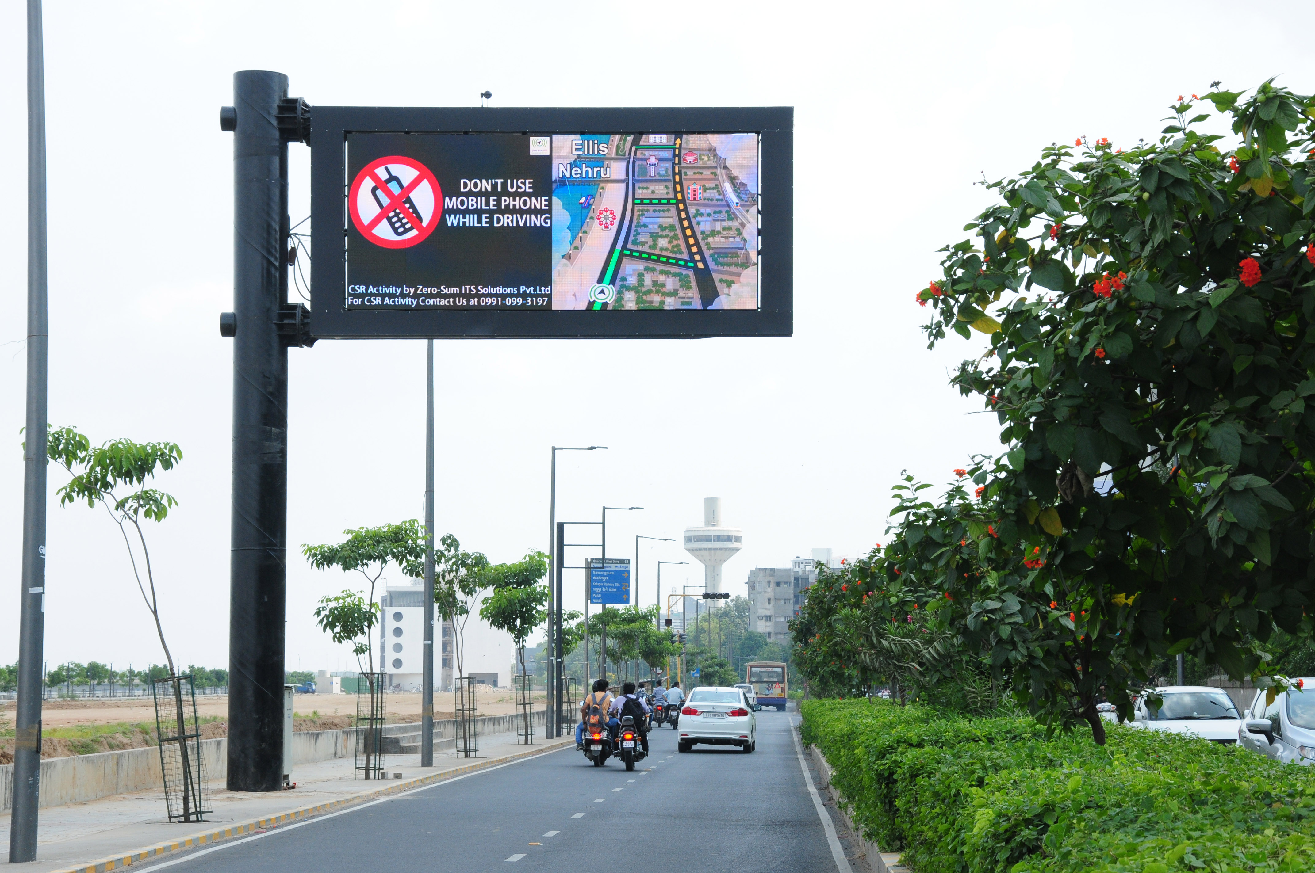 Variable Messaging Sign(VMS) Board Implemented by Zero-Sum ITS on Riverfront Road, Ahmedabad Australia lost despite Finch's eighth ODI ton in Indore. (TOI Photo)